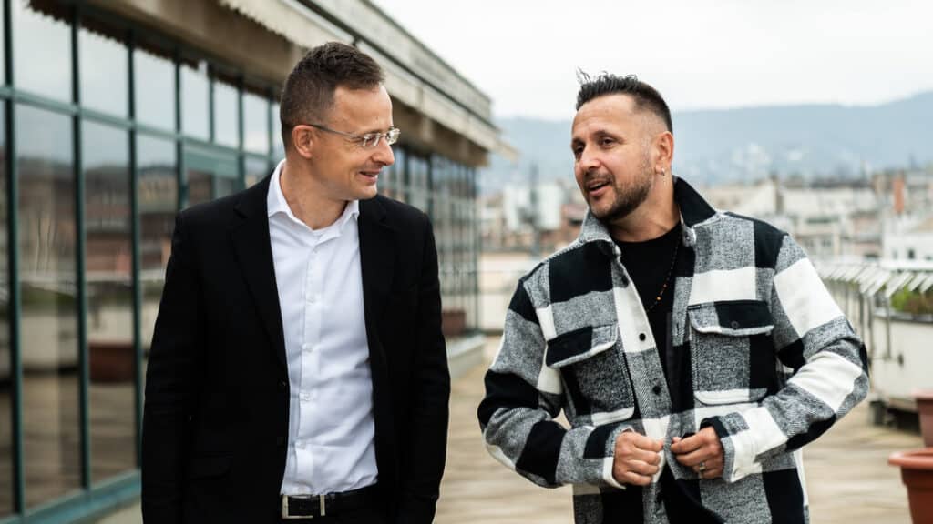 Majka Szijjarto Peter Titokzatos Talalkozo