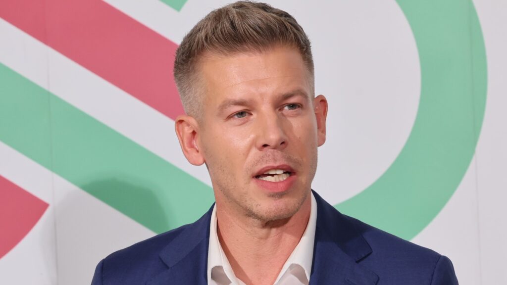 Tisza Part Pornoszinesz Koordinator Roka Reka Renata
