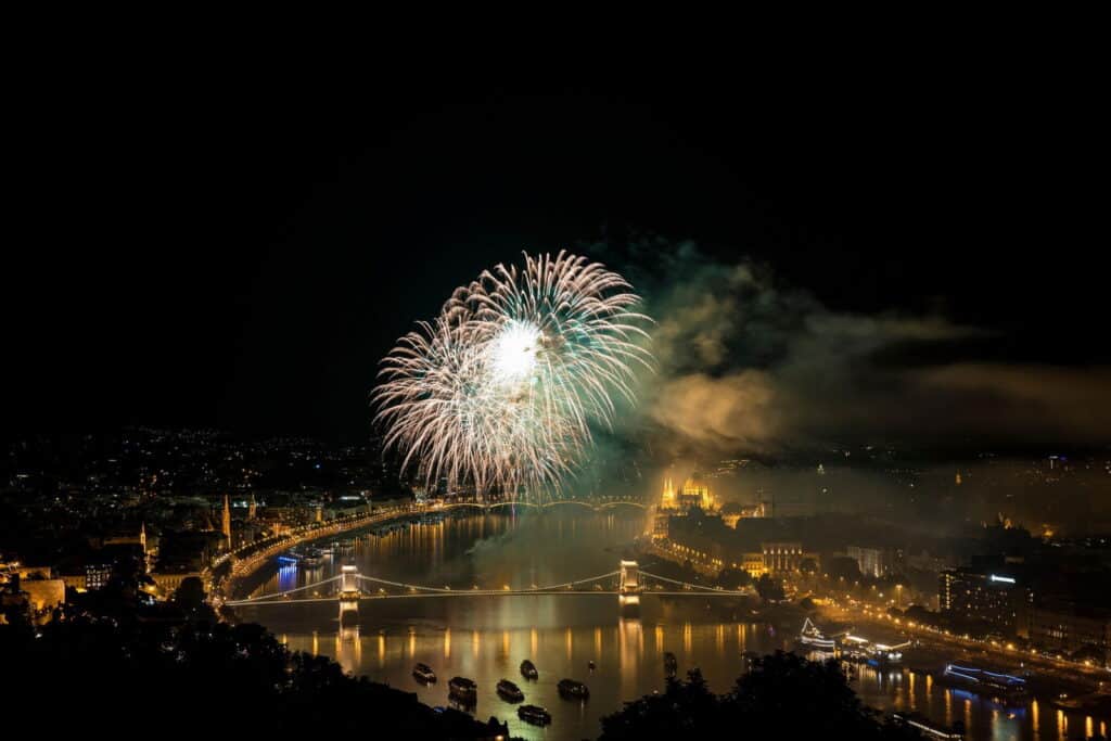 Byealex-Margaret-Island-Augusztus-20-Mocskos-Fidesz-Lista