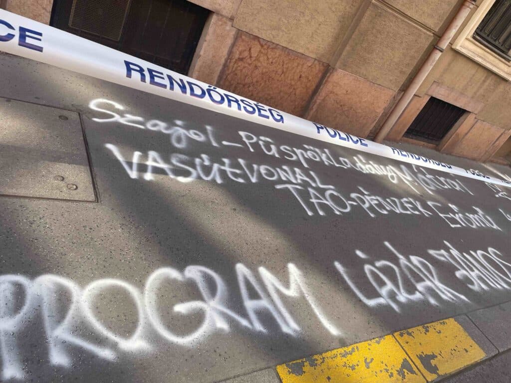Fidesz Ellenes Akcio Budapest Fougyeszseg Graffiti