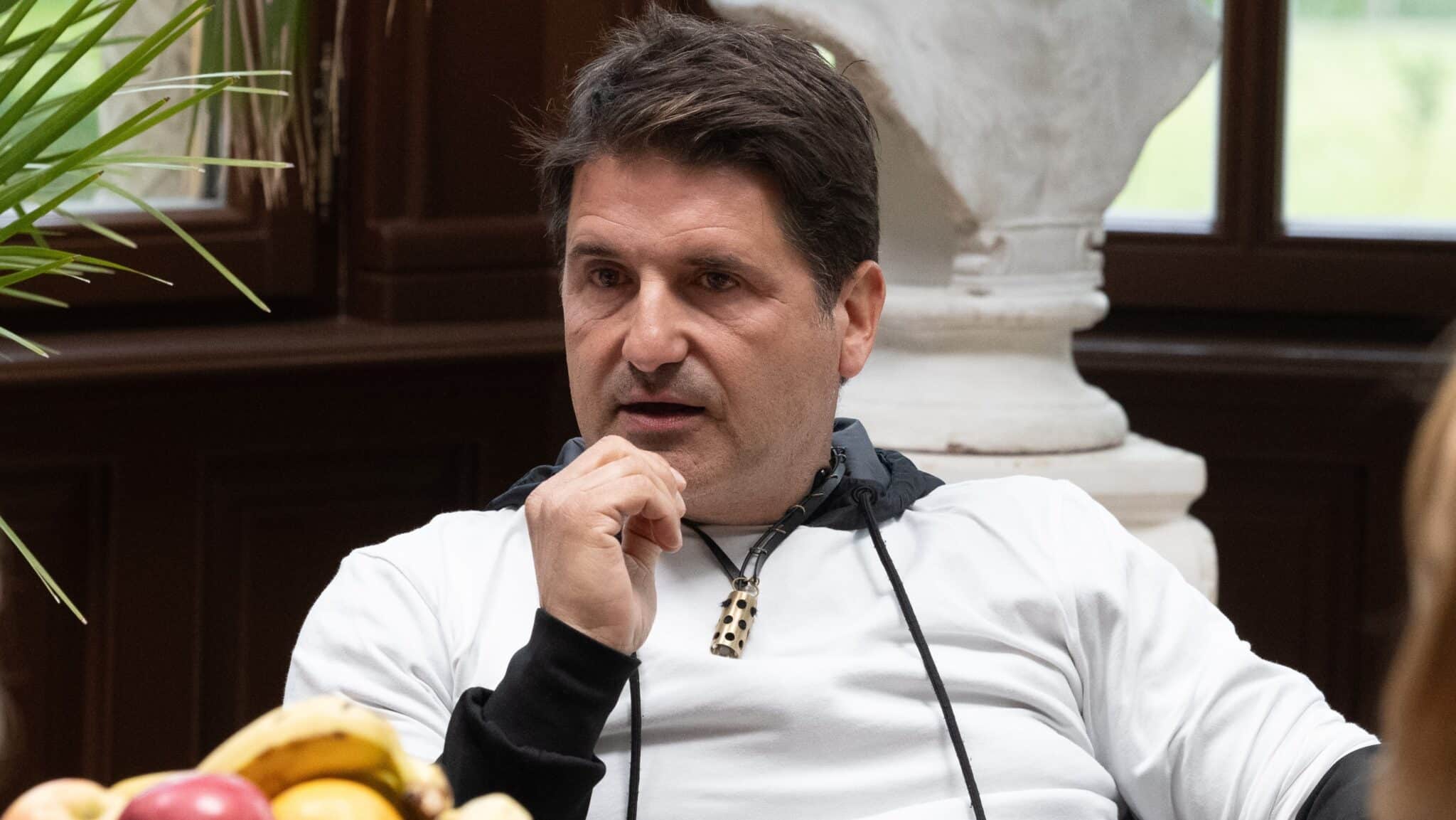 Hajdu-Peter-Arulok-Producer-Korom-Gabor-Szabalysertes