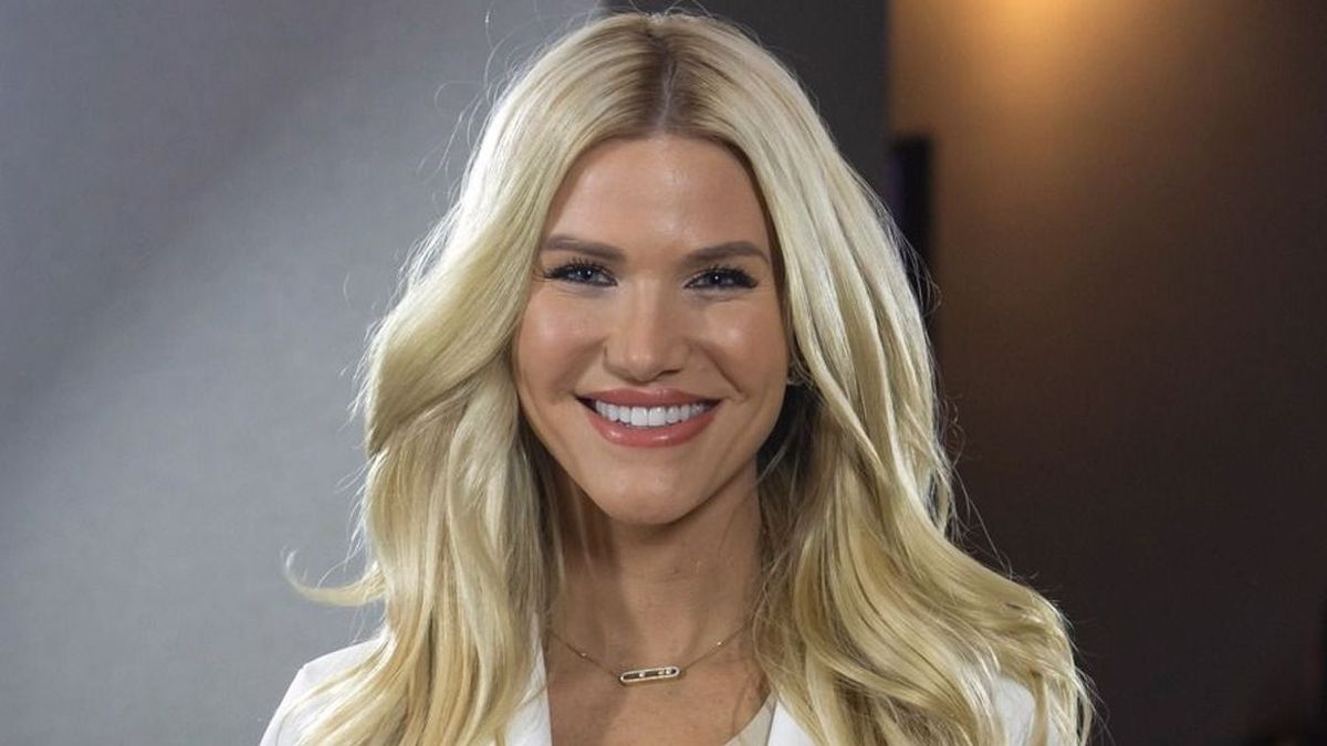 Vasvari Vivien Meztelenruha Fotok