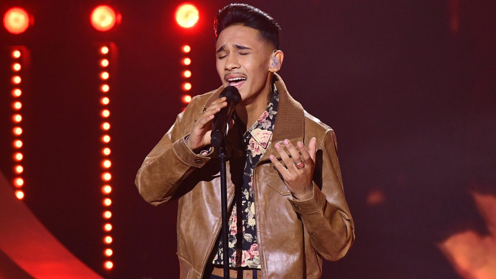 adam attila megasztar 2025 feladas oka elo adas