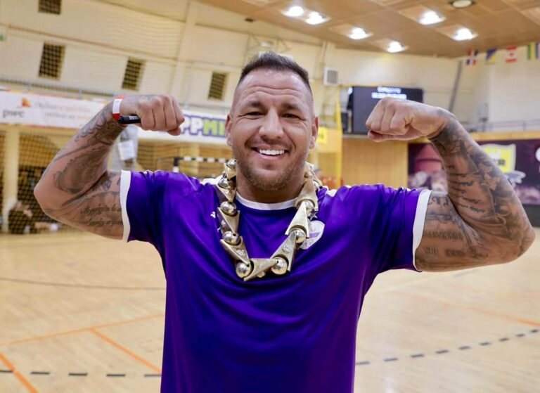 Contextus magazin Curtis Verekedes Szurkolo Focitorna