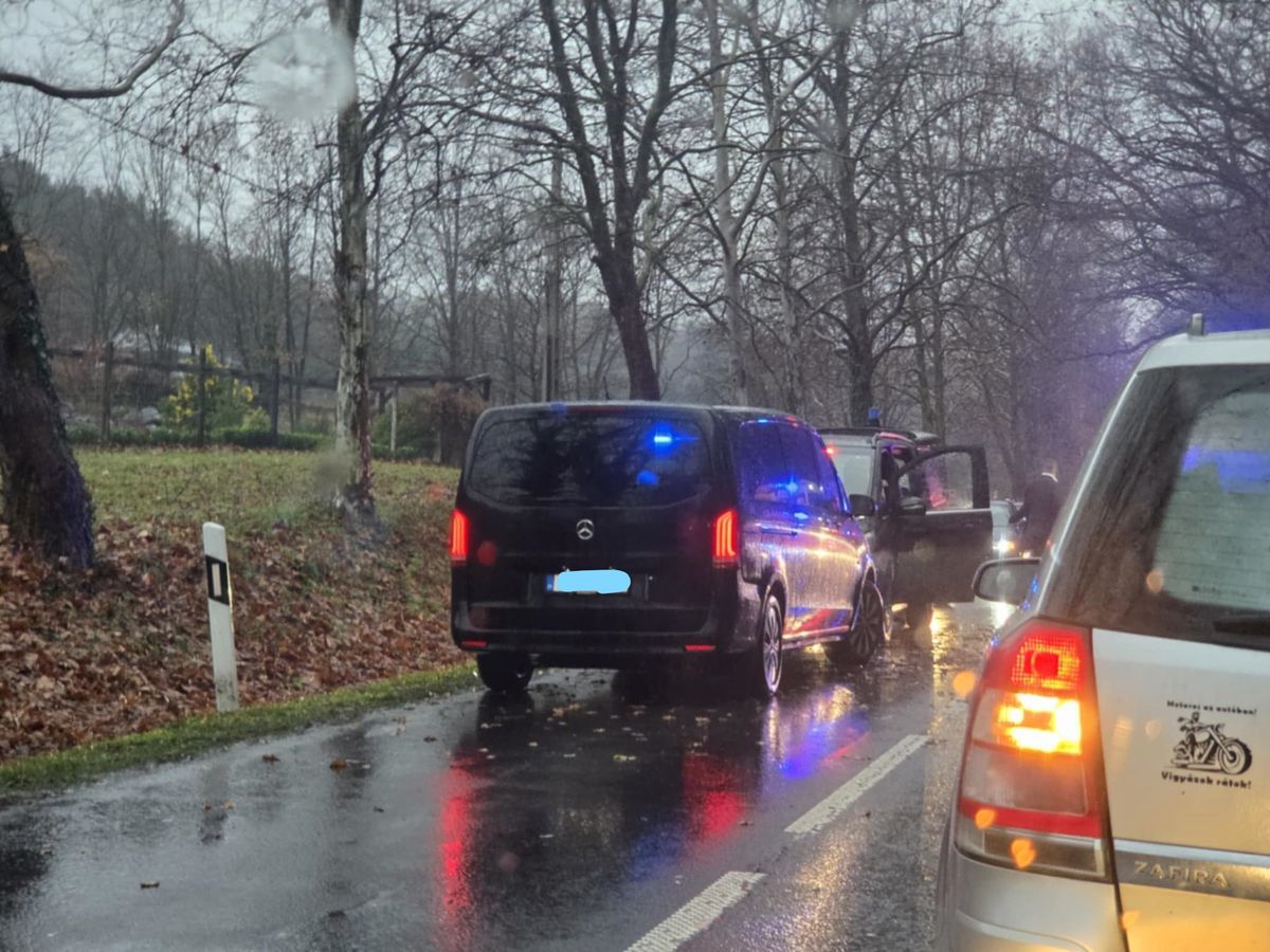 Orban Viktor Konvoja Balesetezett