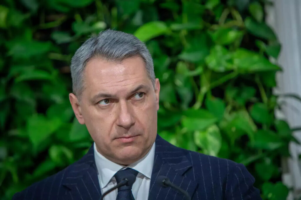Lazar-Janos-Batidai-Birtoka-Orban-Viktor