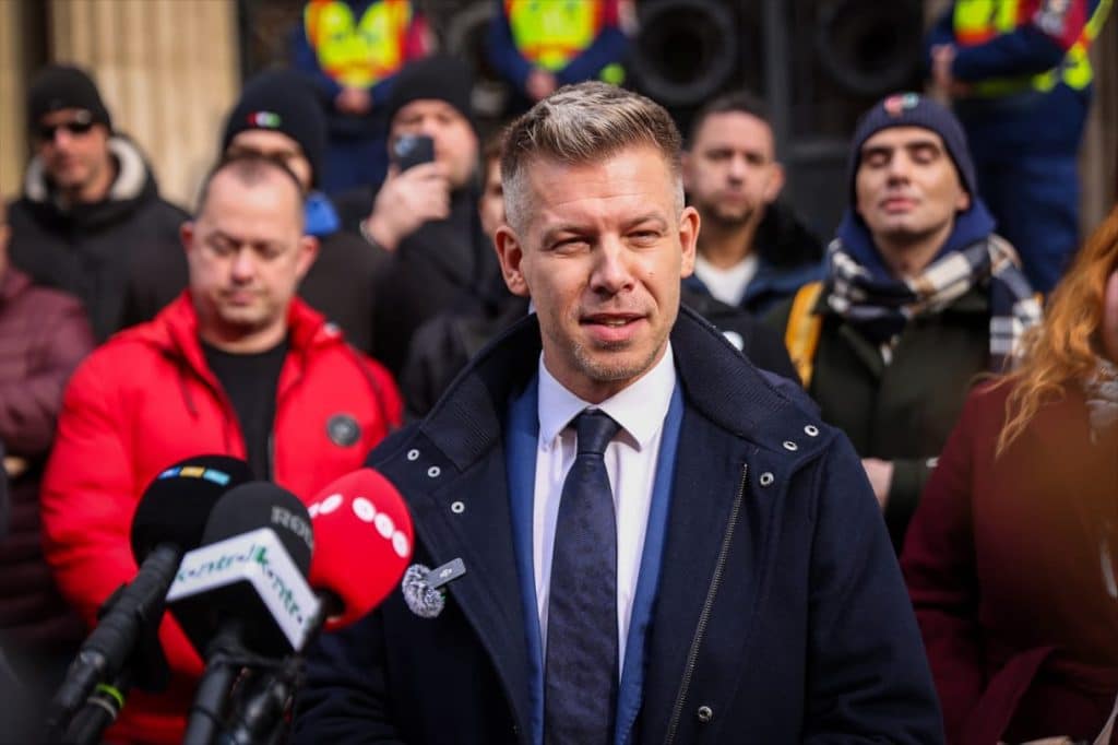 Magyar Peter Fideszes Aktivista Ralottek Merenylet Tisza Part
