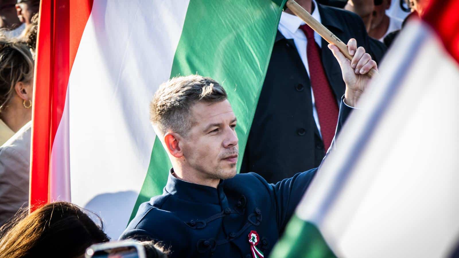 magyar peter toroczkai laszlo mi hazank