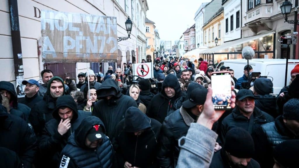 Orban Viktor Gyor Fekete Sereg Vezetoje