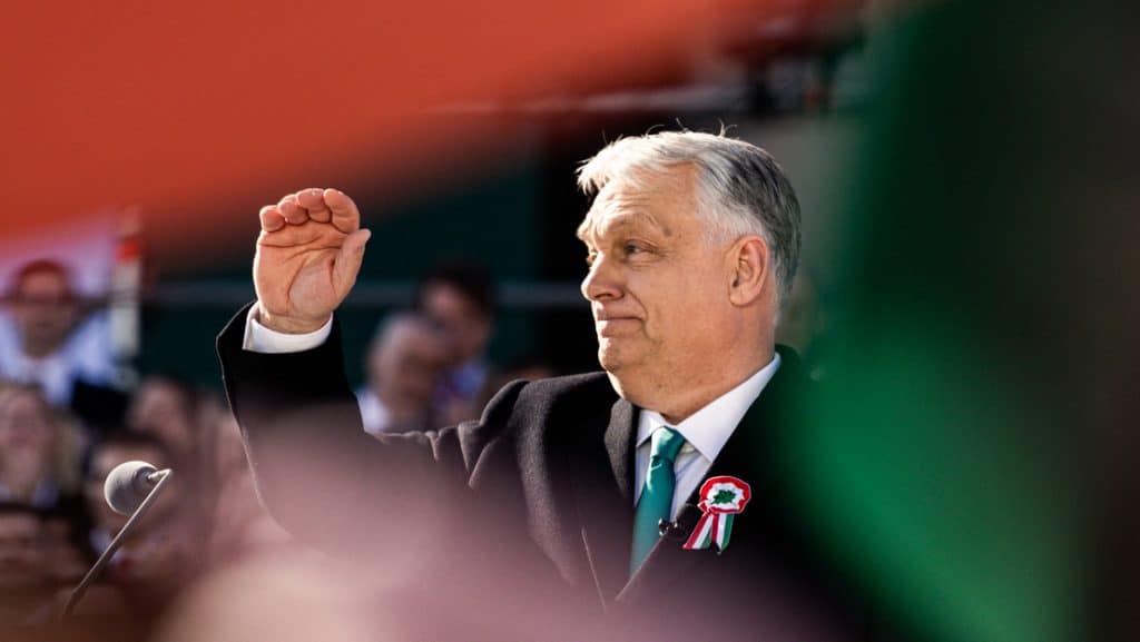 Orban Viktor Orszagjaras Magyar Peter Tisza Part