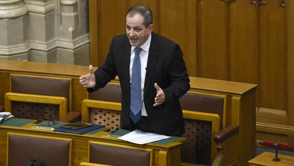 Budai-Gyula-Fidesz-Kormanyzas-Szamonkeres