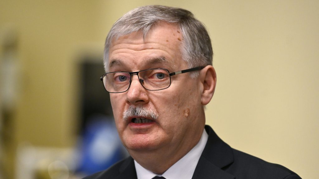Cserhati Peter Orban Kormany Tisza Hegedus Zsolt