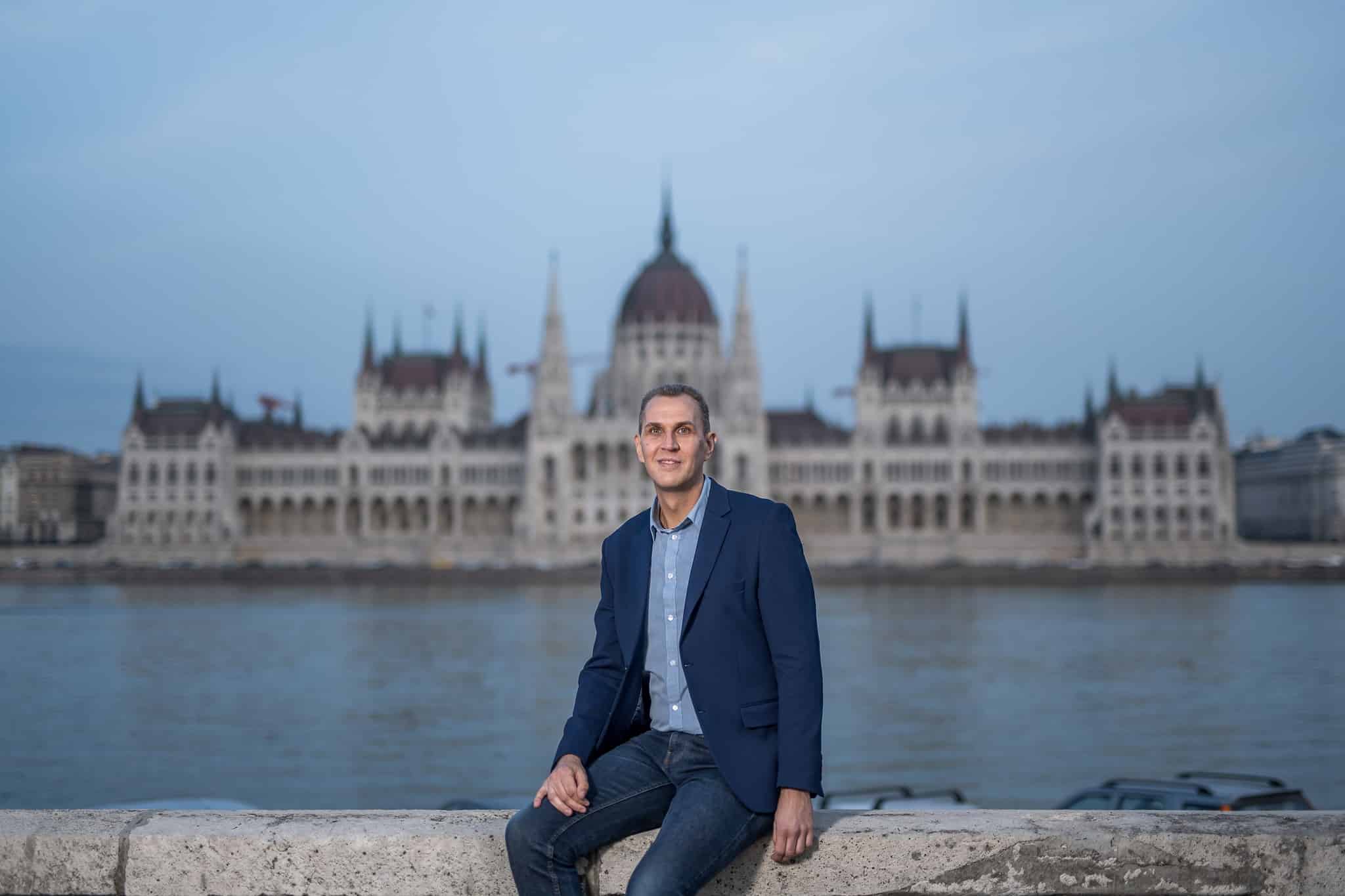 Dull Szabolcs Orban Viktor Tagadasban