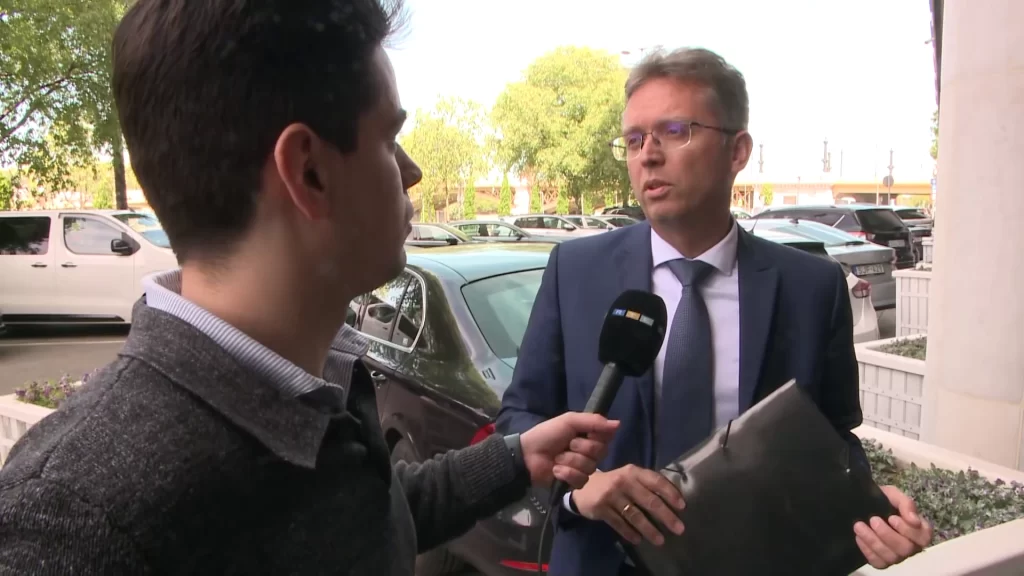 Hanko Balazs Interju 17 Milliard Futas