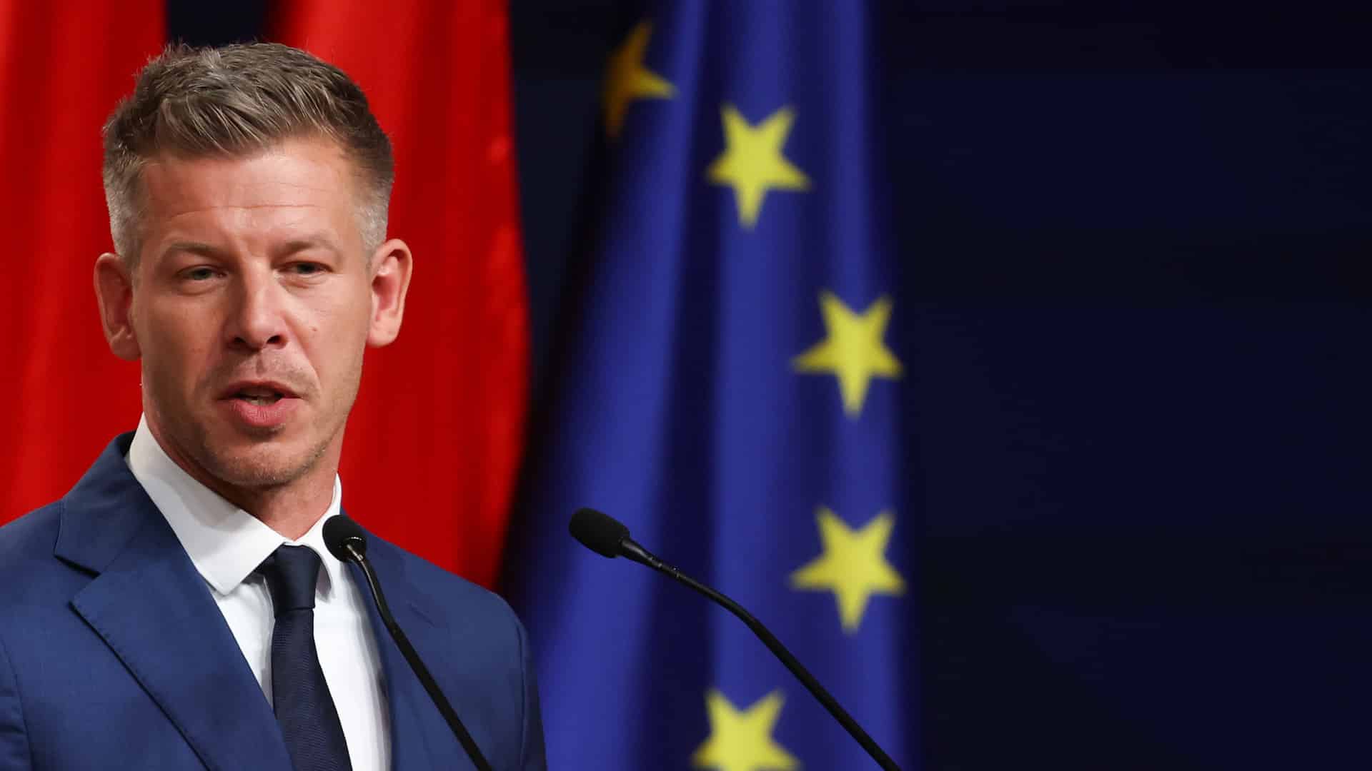 magyar peter 2 eves kep megoszultem