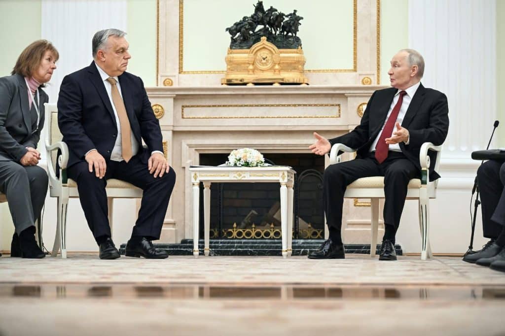 Orban Viktor Putyin Telefonbeszelgetes Hangfelvetel