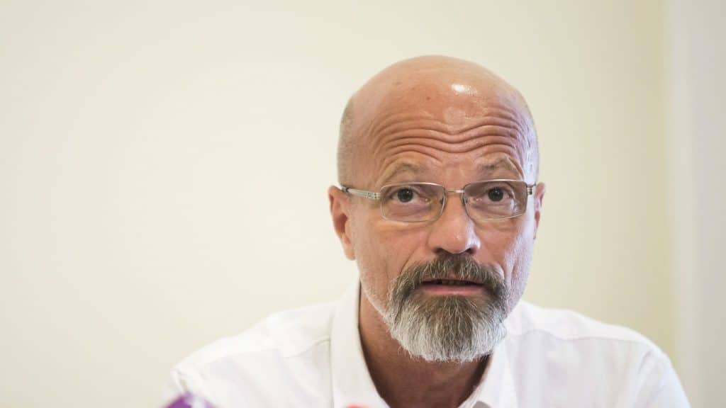 Zacher Gabor Valasztasok Rossz Helyzetben Az Egeszsegugy Valtozas Szukseges