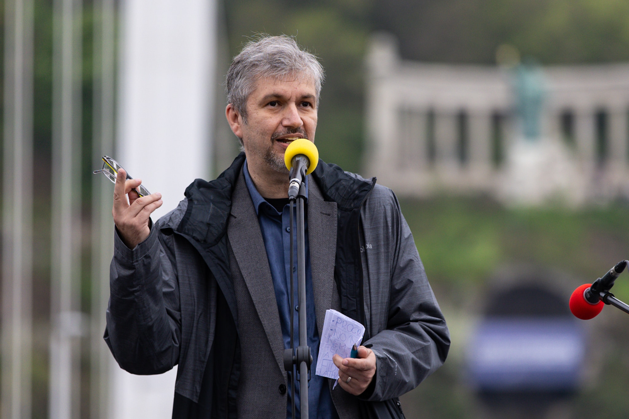 hadhazy akos orban viktor orizetbe vetel