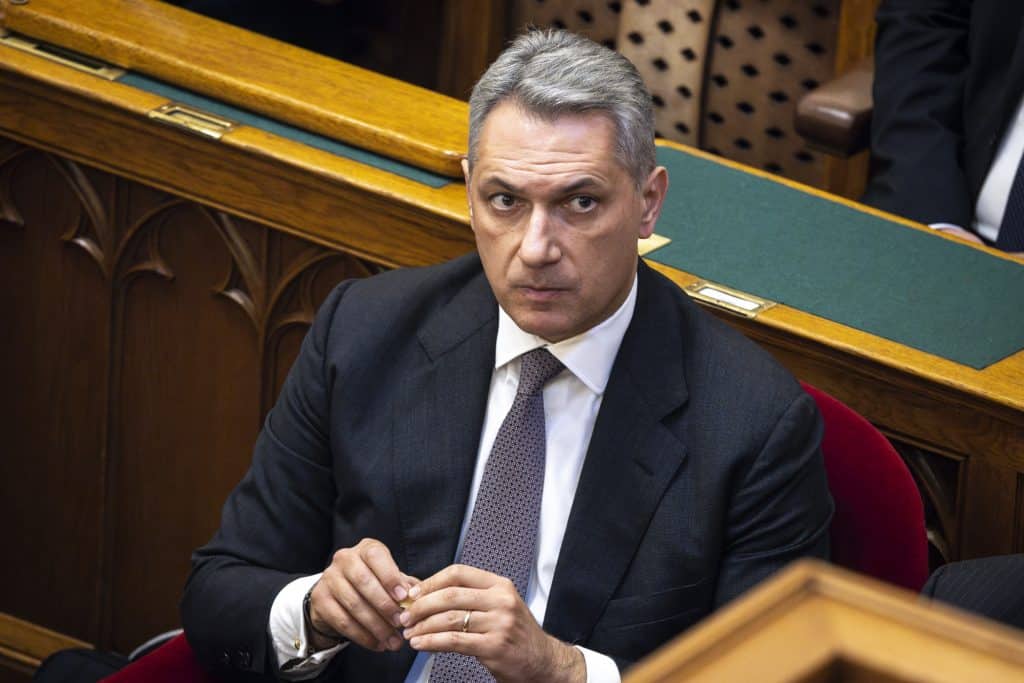 Lazar Janos Beosztottja Vitezy David Kirugas Mav