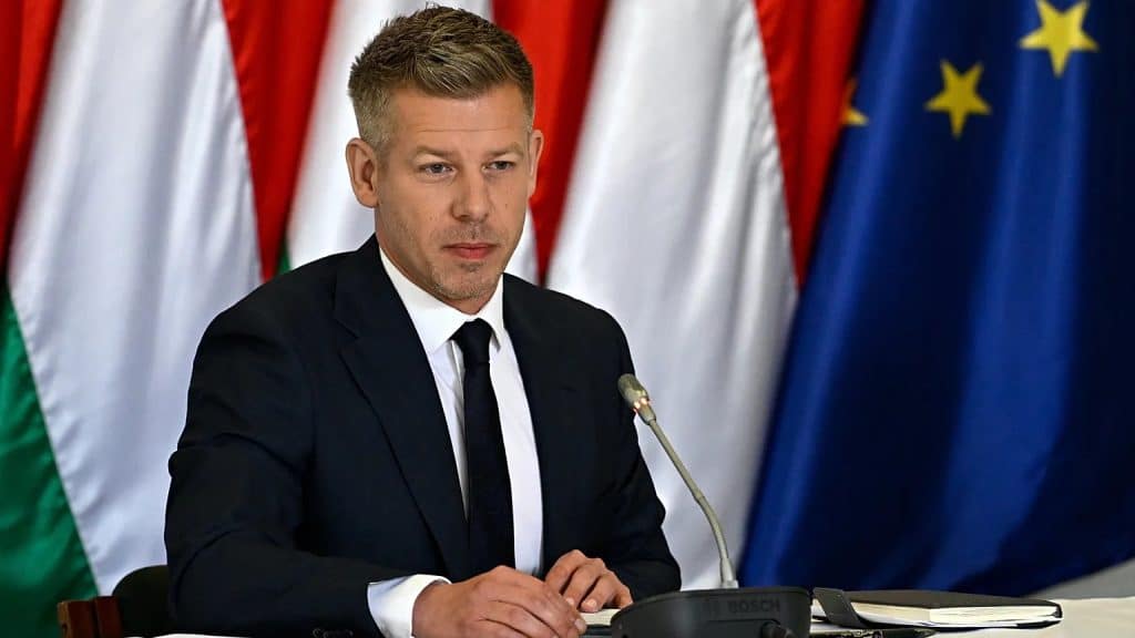Magyar-Peter-Aszany-2-Milliard-Tamogatas