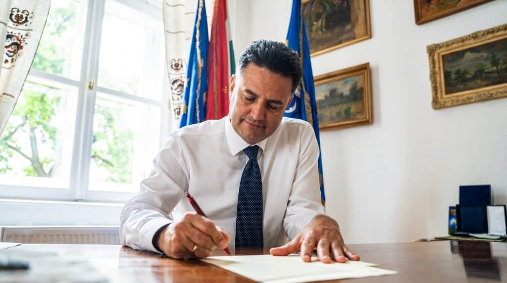 Marki Zay Peter Magyar Peter Gratulacio Level