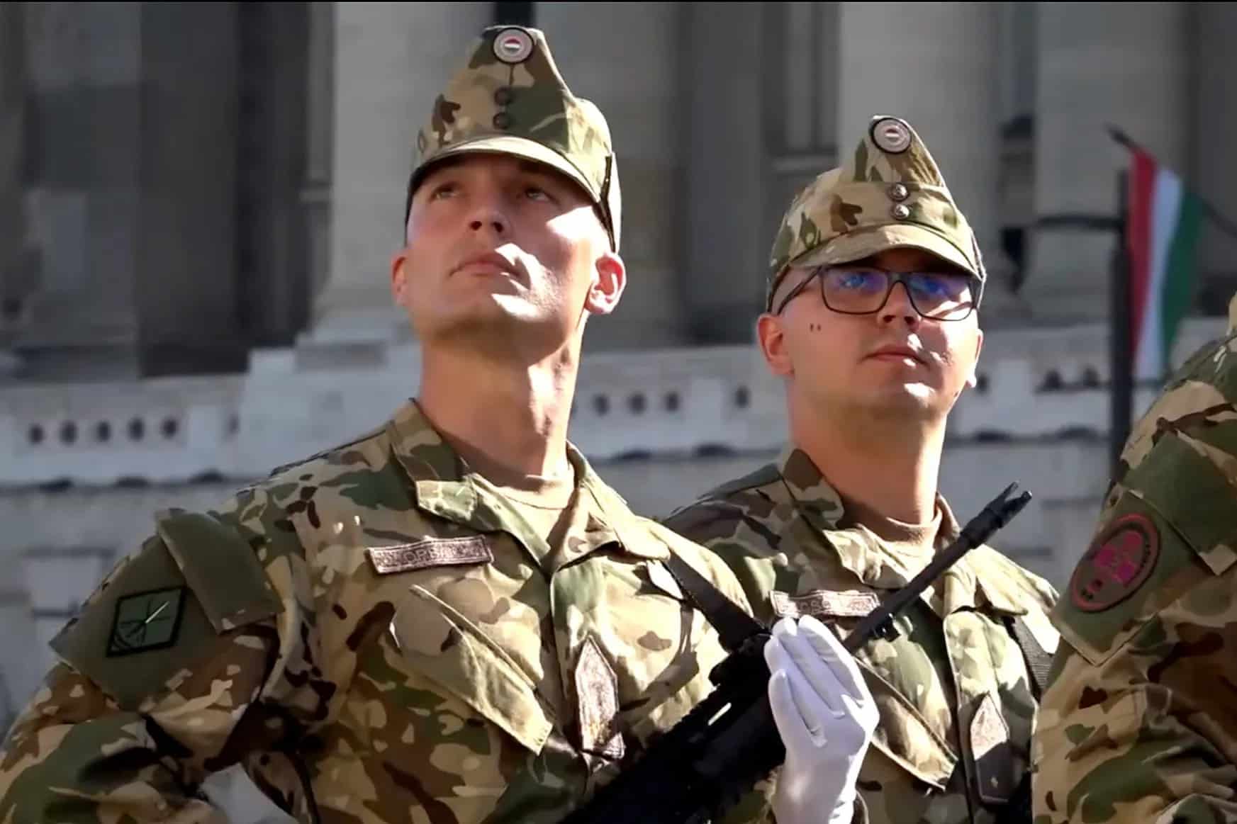 orban-gaspar-brit-akademia-40-millio