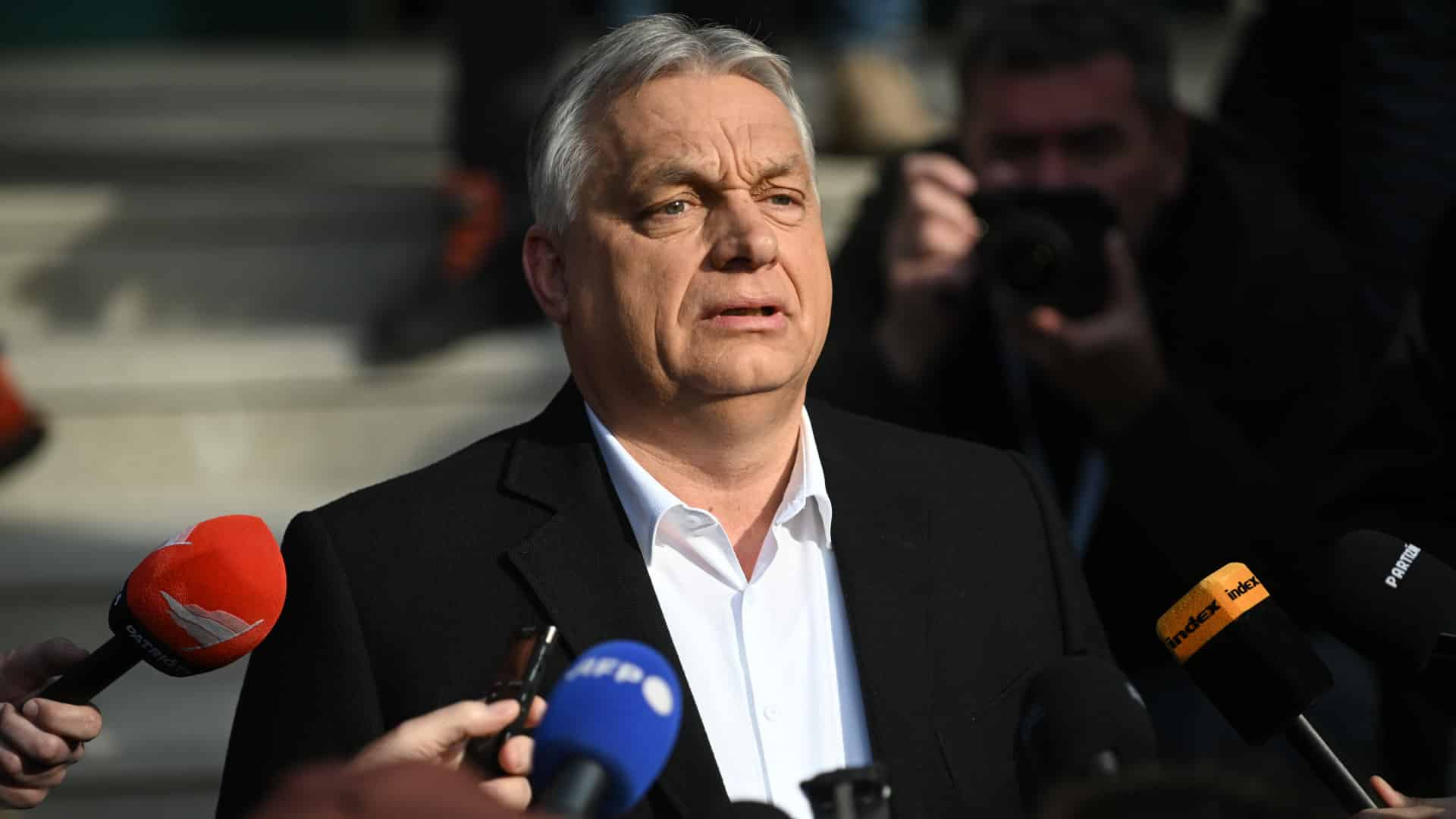 orban viktor 4ig 1 billiard szerzodes