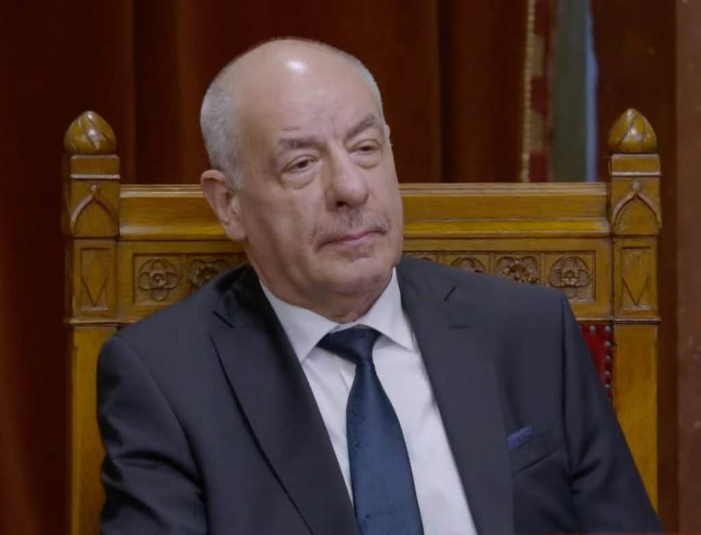 Sulyos Tamas Lemondas Magyar Peter Beszede Parlament