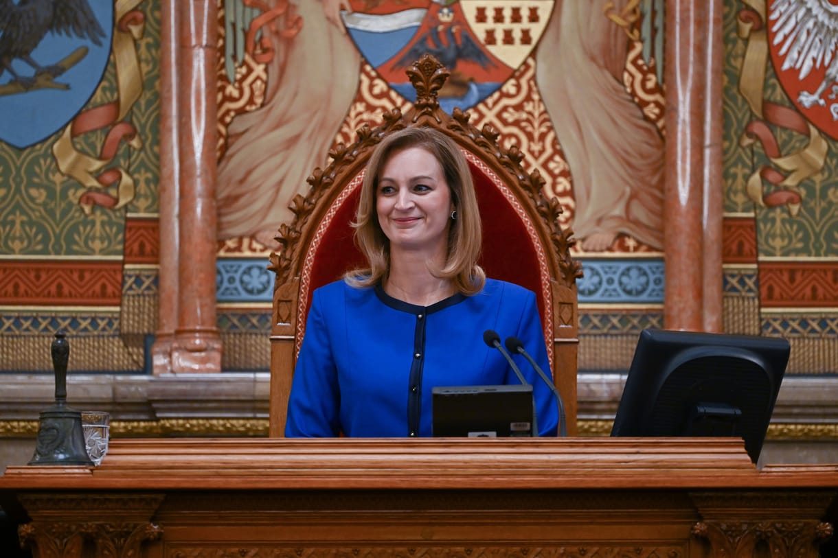 forsthoffer-agnes-hotel-margareta-fortrend-osztalek-fidesz-bojkott
