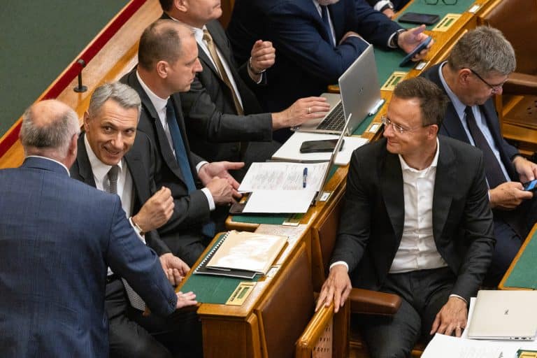 Havasi-Bertalan-Fidesz-Kozlemeny-Magyar-Peter-12 Ev Mandatumkorlat 2026