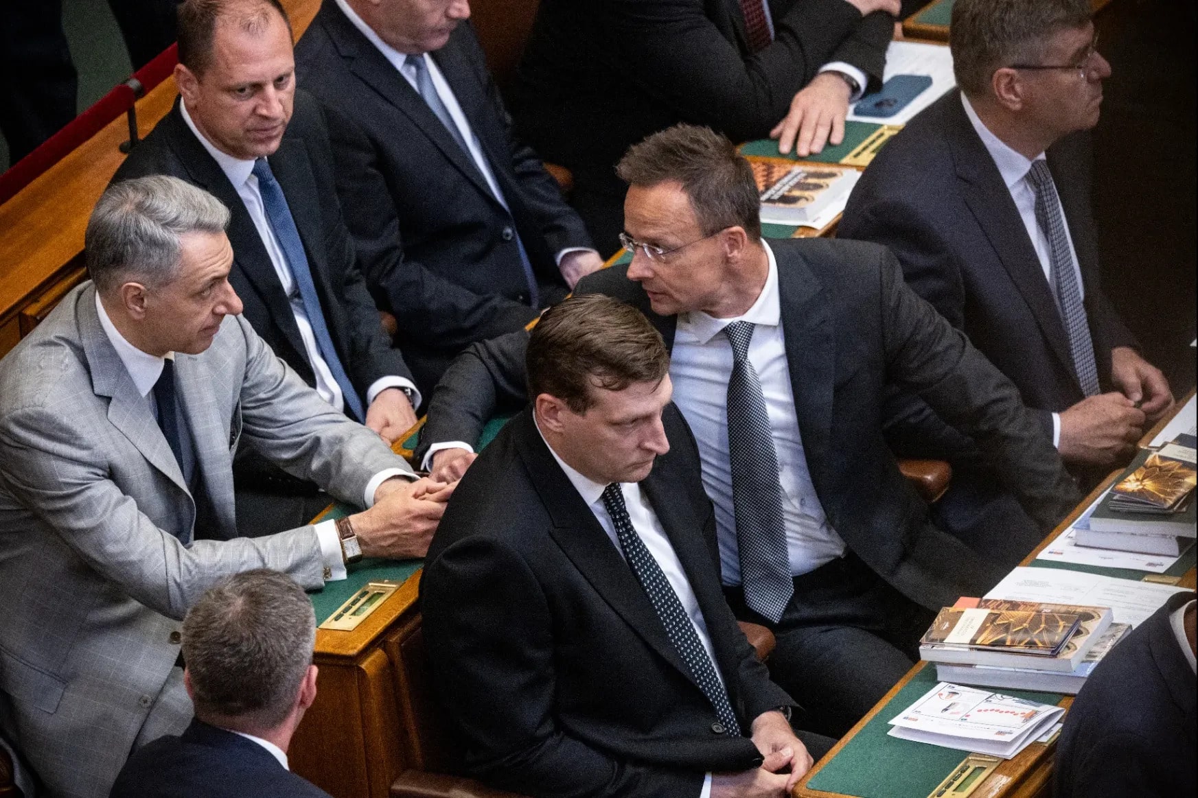 lazar-janos-gulyas-gergely-mandatumkorlatozas-tisza-part-2026