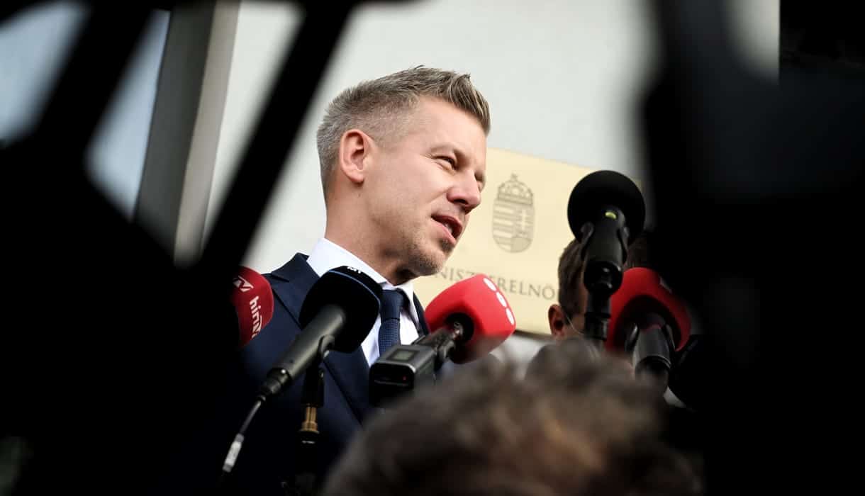 magyar-peter-alaptorveny-modositas-oligarchak-sulyok-tamas-2026