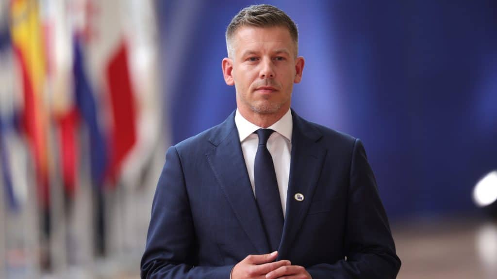 Magyar-Peter-Brusszel-Kontroll-Zsolti-Bacsi-Bango Sandor