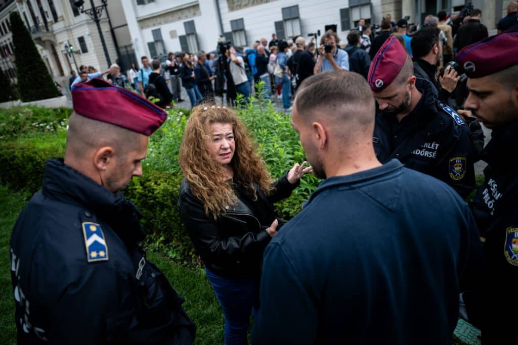 Magyar Peter Elleni Tuntetes Fidesz Migracios Paktum