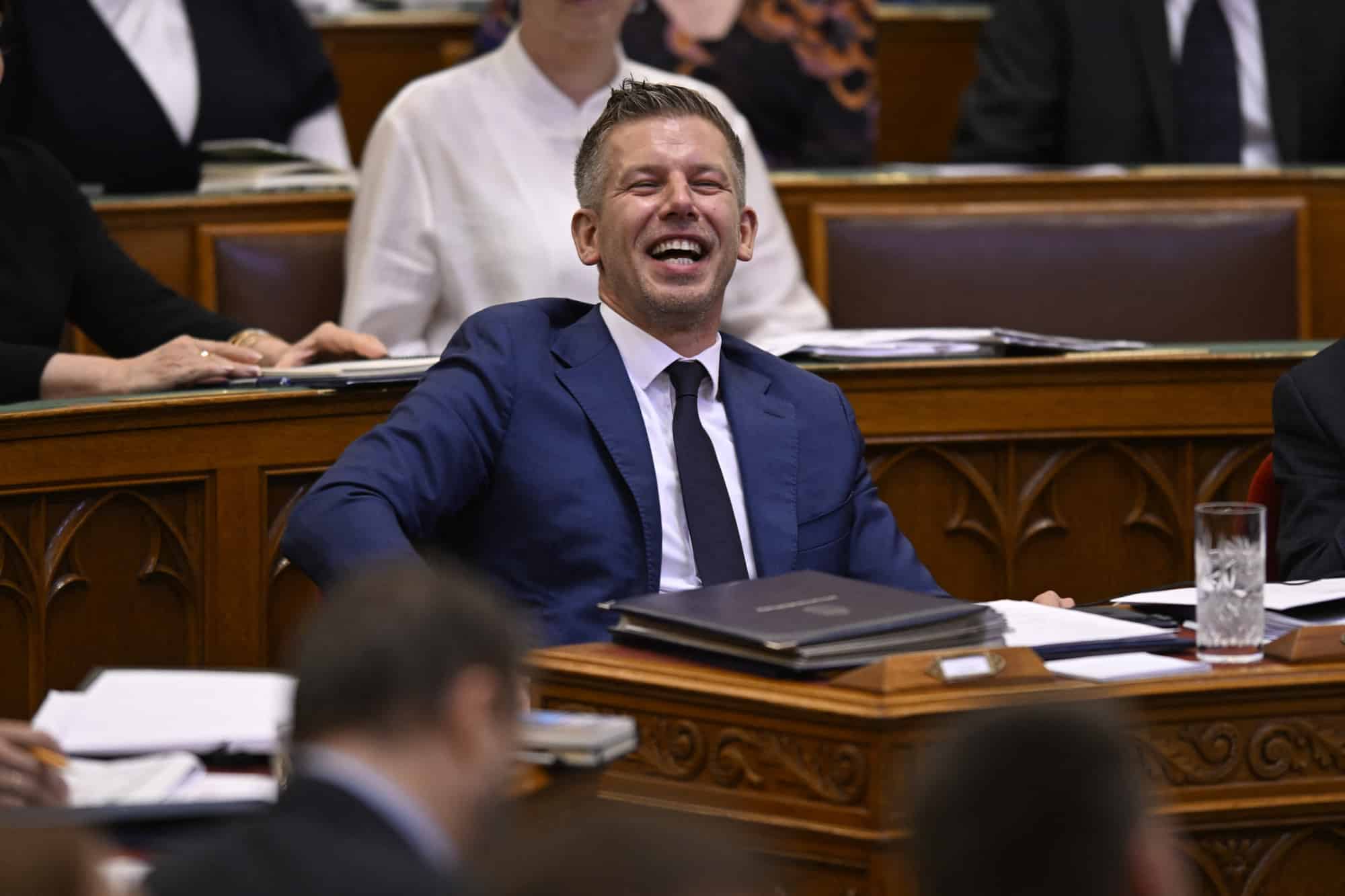 magyar-peter-rogan-antal-orban-viktor-tisztitotuz-muvelet-2026