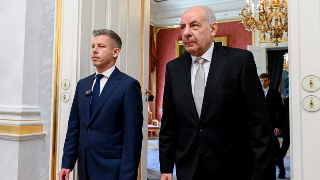 Magyar-Peter-Sulyok-Tamas-Alkotmanybirosag-Lemondas-2026