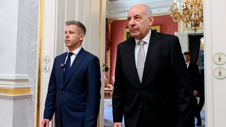 Magyar-Peter-Sulyok-Tamas-Alkotmanybirosag-Lemondas-2026
