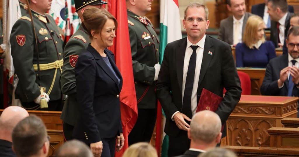 Ruff-Balint-Rendkivuli-Parlamenti-Ules-Inditvany-2026