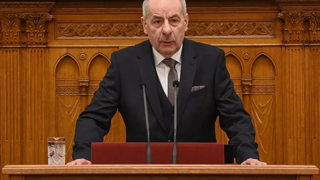 Sulyok-Tamas-Alairta-Unios-Forrasok-Magyar-Peter-2026