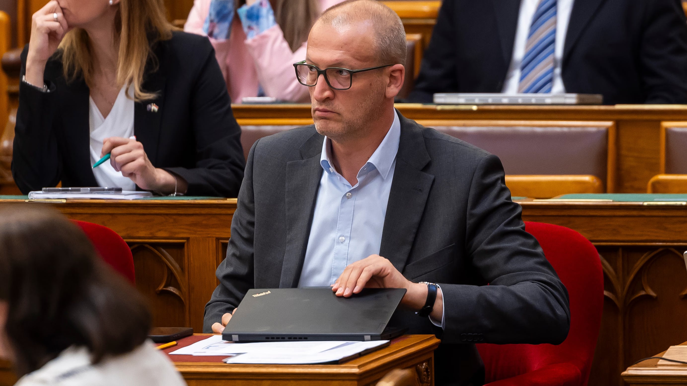 tarr-zoltan-szabo-csaba-leveltar-meneszteles-2026