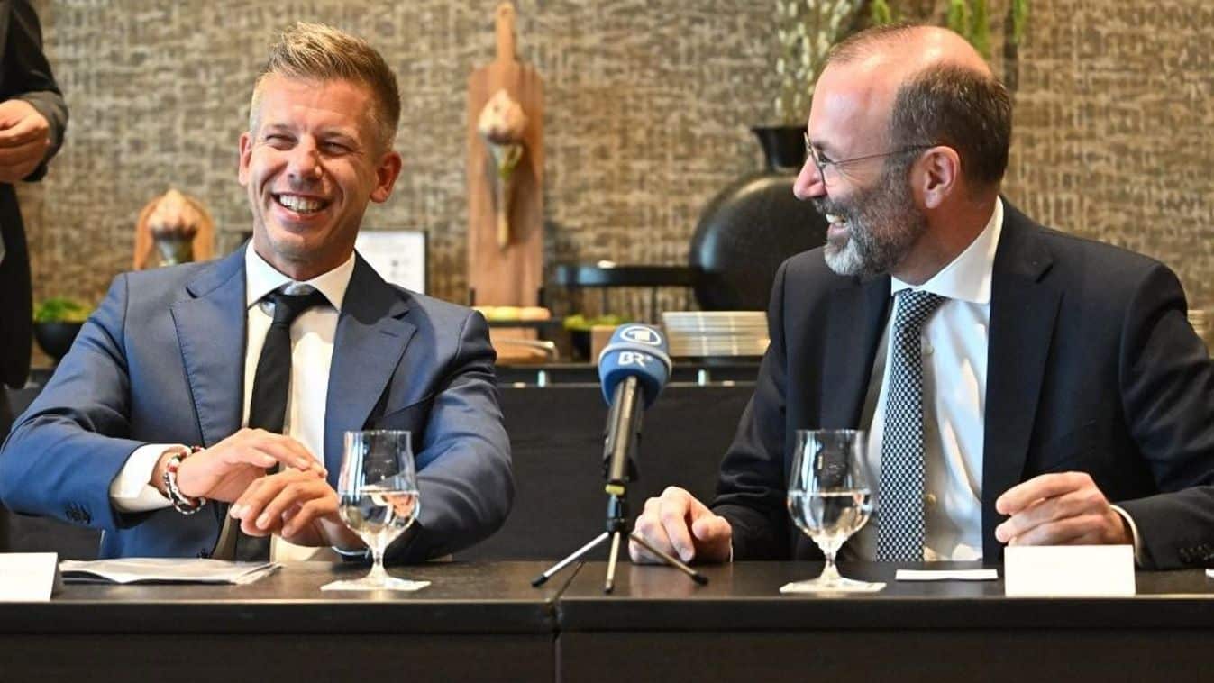 00 manfred weber magyar peter