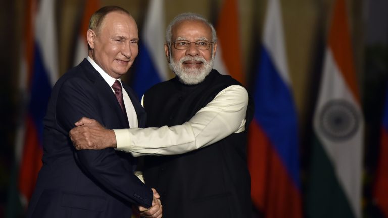 00V Lagyimir Putyin Narendra Modi