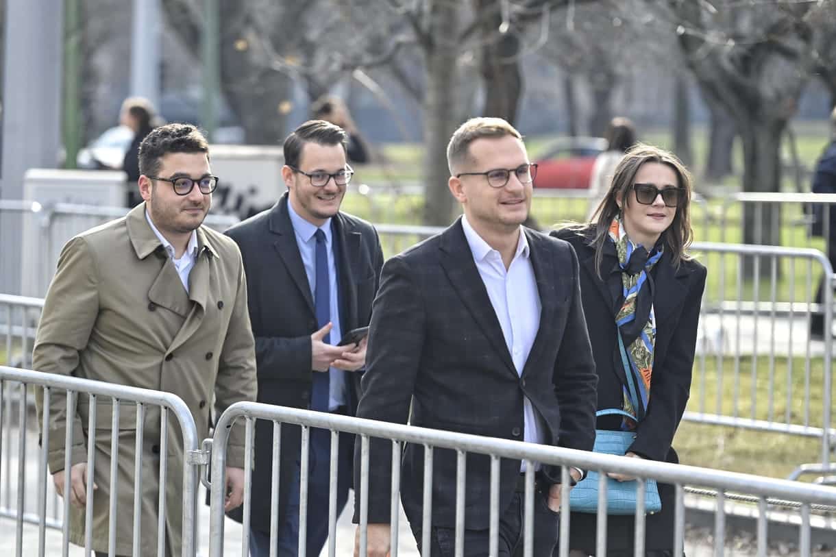 Ábrahám Róbert Deák Dániel vita a sértő kijelentések miatt
