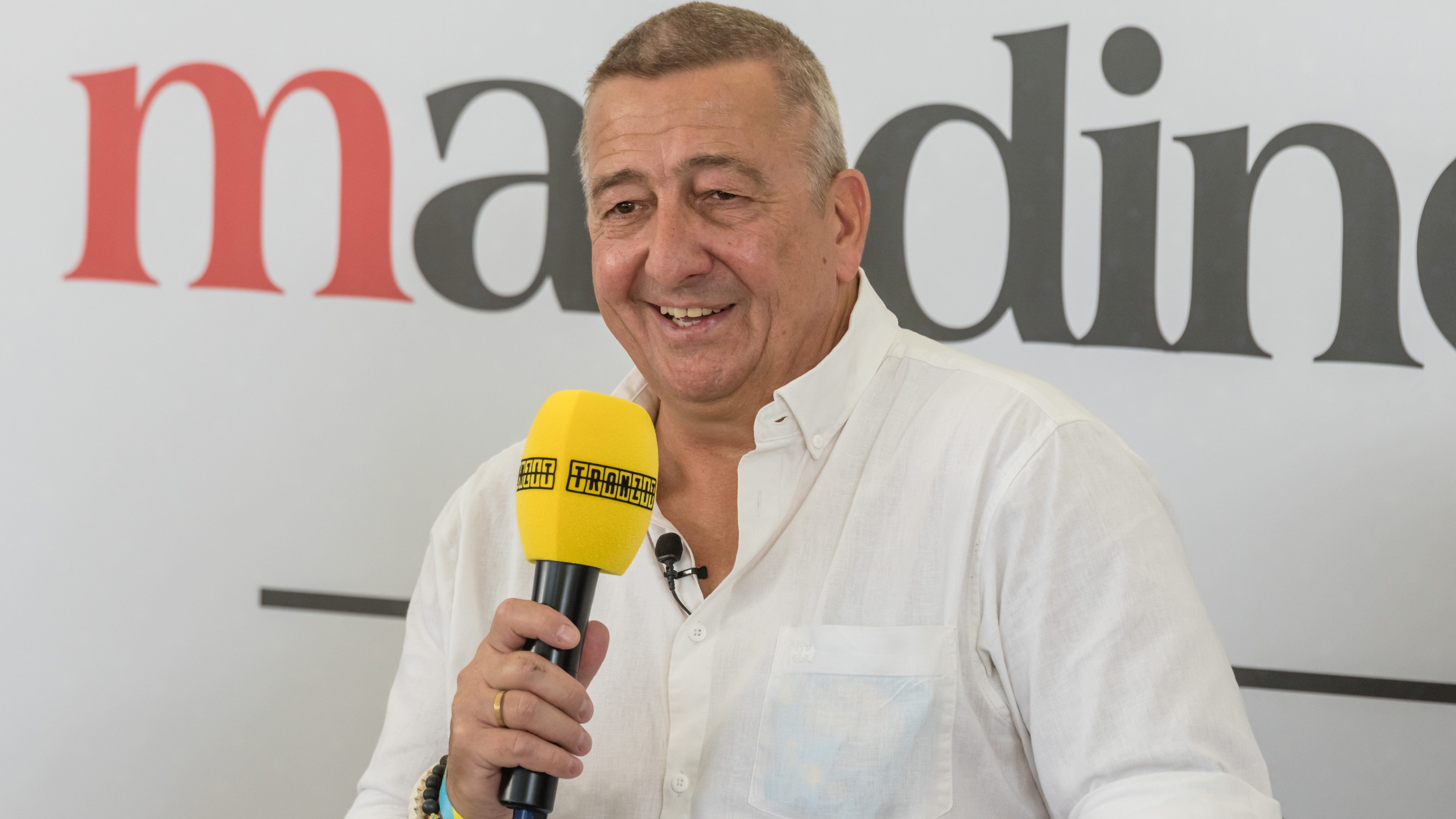 Molnár Áron addig kutakodott a papírok között, amíg kiderült, honnan kapott támogatást Bayer Zsolt