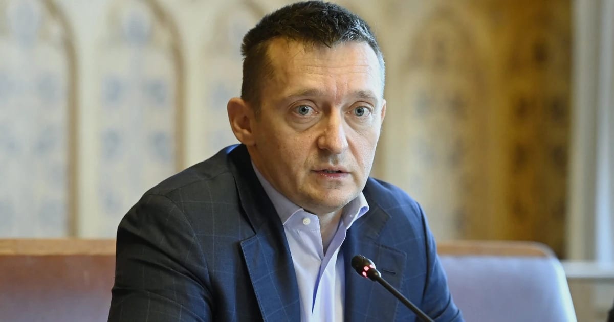 Hadházy Ákos adattörlő kódok Rogán Antal Jászai Gellért