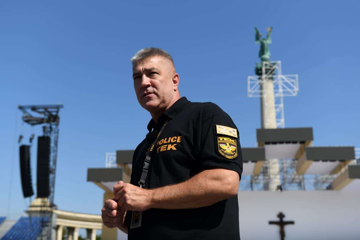 Hajdú János, a TEK volt vezetője bevallotta, hogy rogán antal bizalmasa hívta egyeztetésre az aranykonvoj ügyben