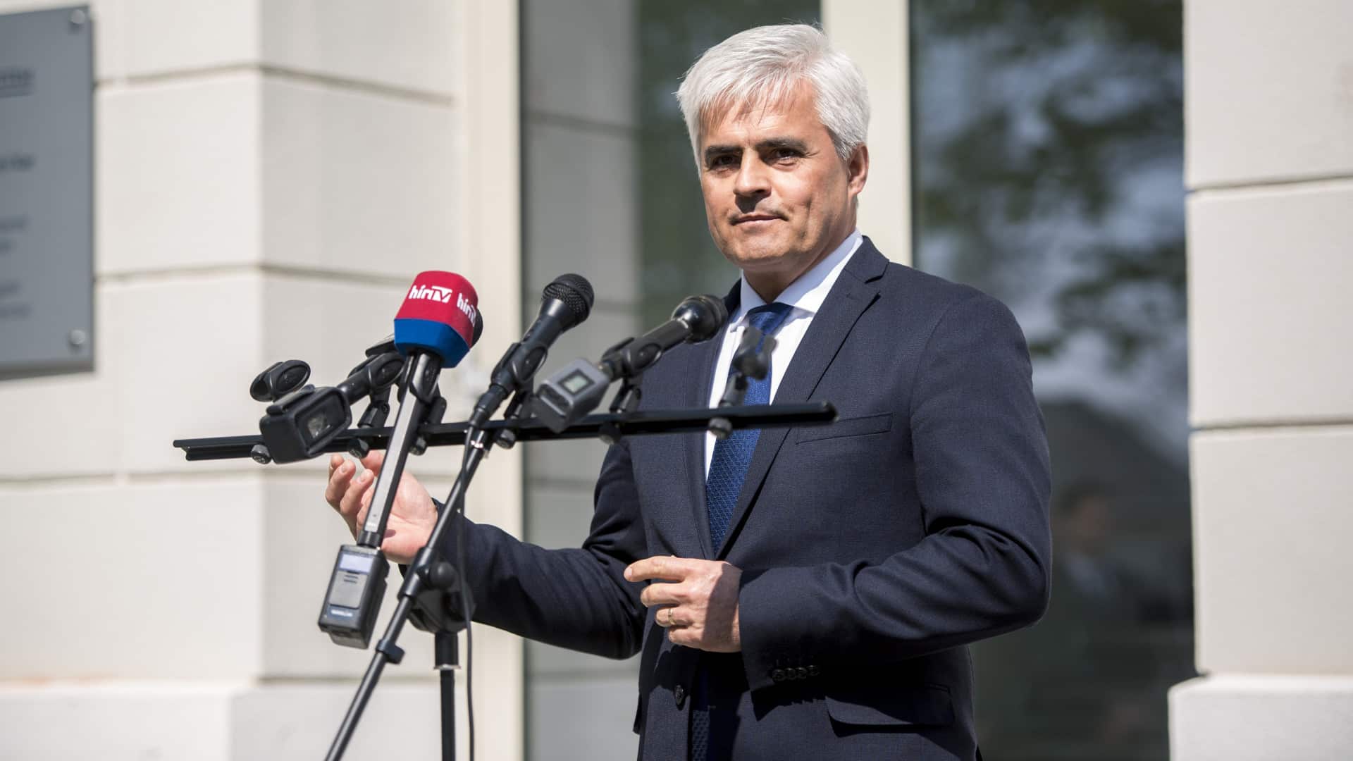 jenei-zoltan-pinter-sandor-okfo-kellemetlen-titkok-korhaz-tartozas