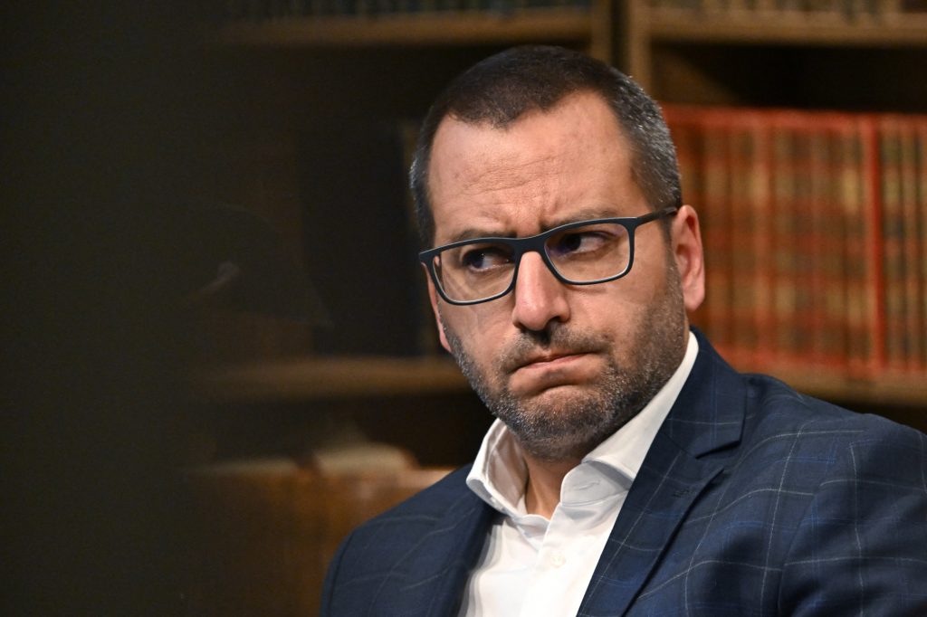 Lanczi-Tamas-Szuverenitásvédelmi Hivatals Megszűnik Fotó Vécé Magyar-Peter