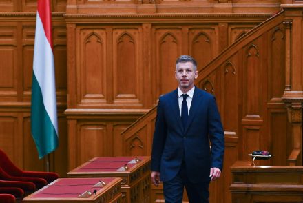 Magyar Péter Orbán Győzőéket szólította fel: „Egy kavicsot sem ajánlottak fel”