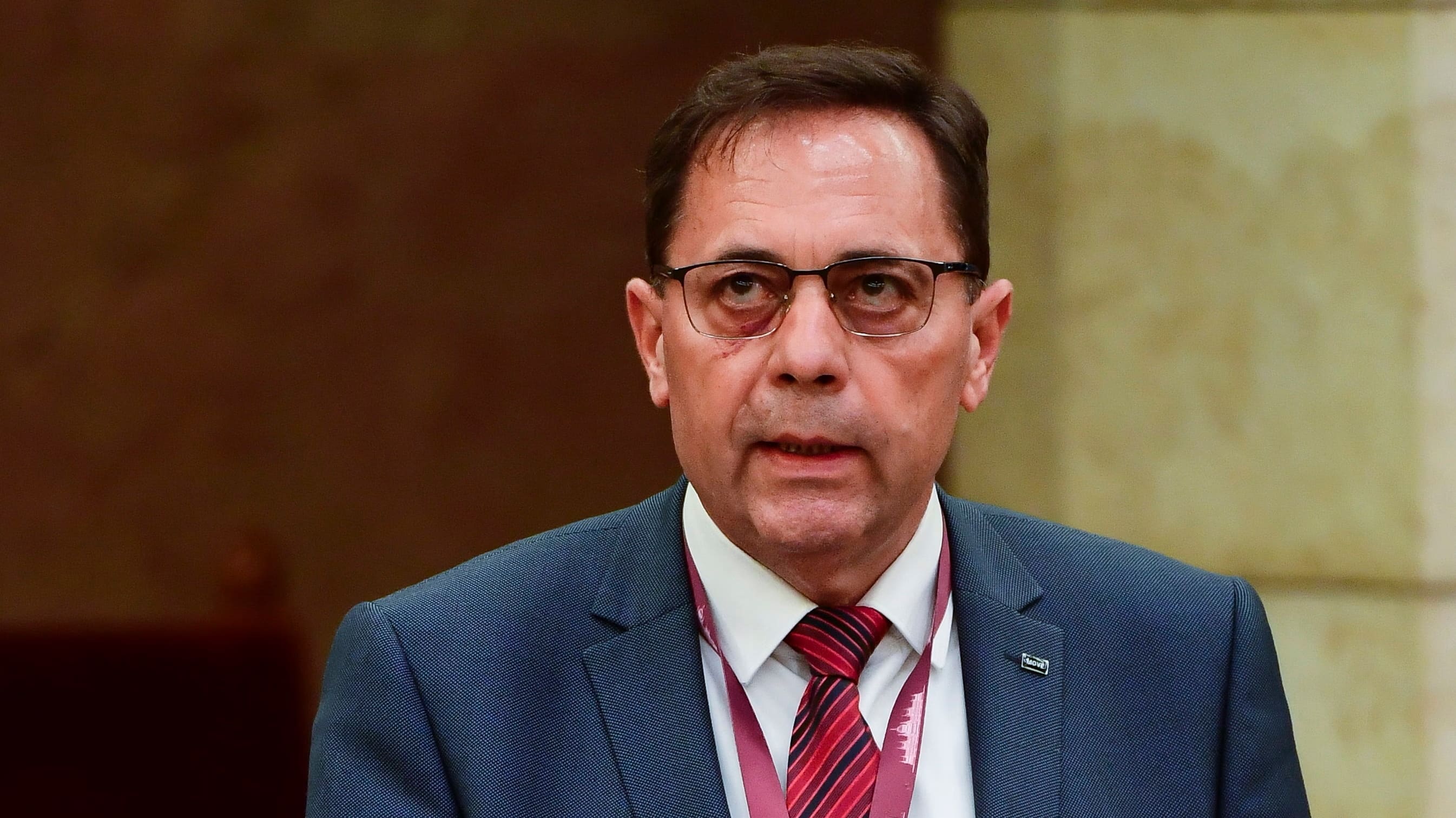 magyar-peter-pocs-janos-parlament-vita-naplo-kivegzes